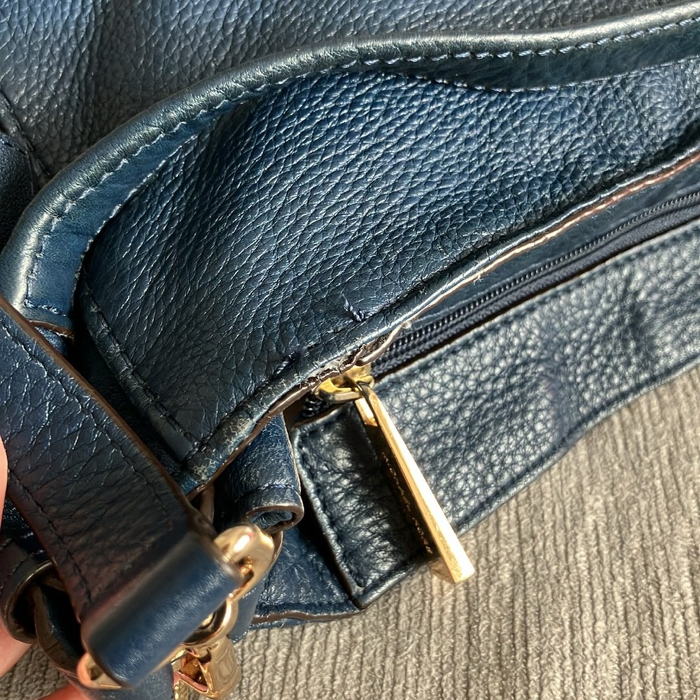 Michael Kors shoulder bag - Picture 13 of 17